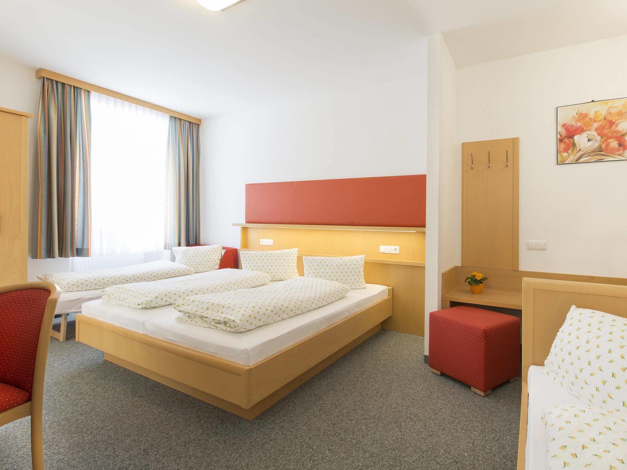 Hotel Gasthof Stefansbruecke Mutters Dış mekan fotoğraf